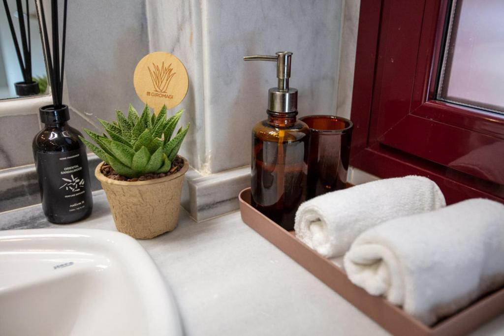 Private Pool Luxurious Villa With Mountain Views Estepona Eksteriør bilde