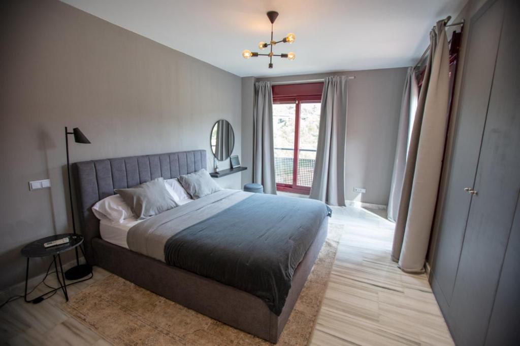 Private Pool Luxurious Villa With Mountain Views Estepona Eksteriør bilde