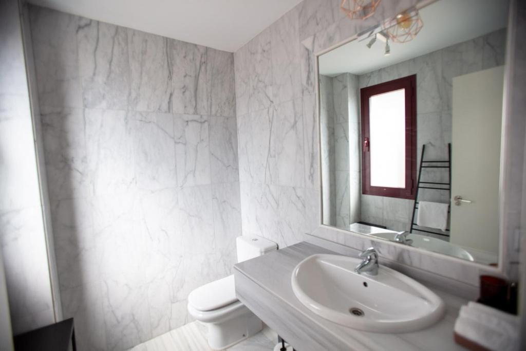 Private Pool Luxurious Villa With Mountain Views Estepona Eksteriør bilde