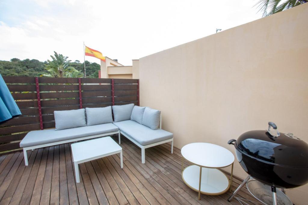 Private Pool Luxurious Villa With Mountain Views Estepona Eksteriør bilde